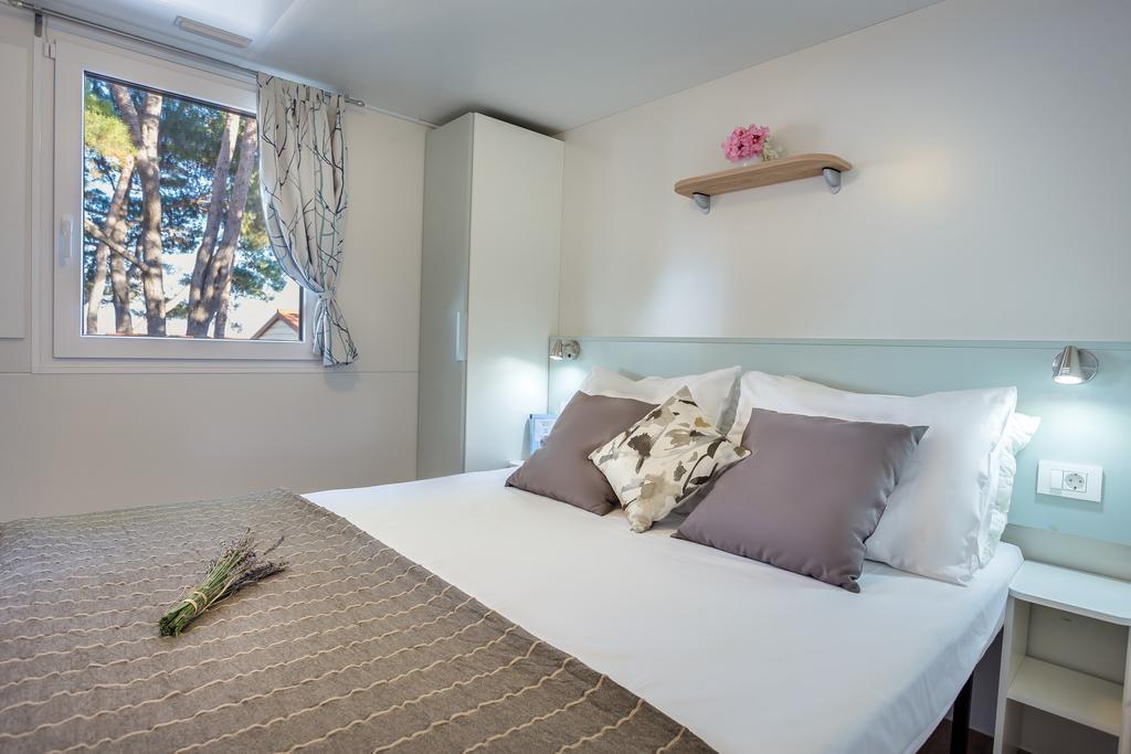Valamar Camping Jezevac 克尔克 外观 照片
