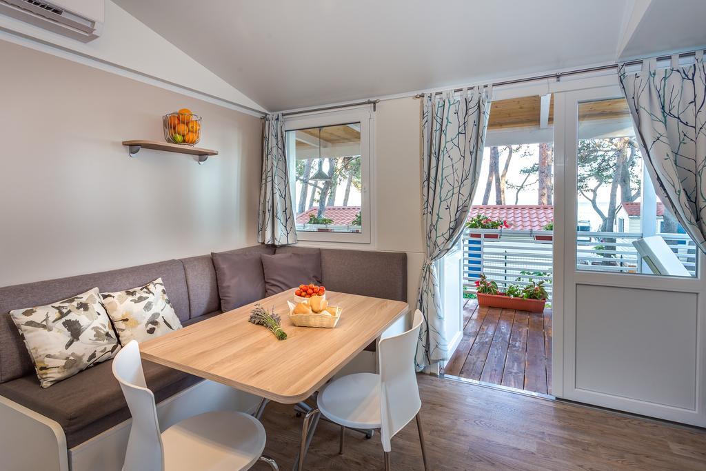 Valamar Camping Jezevac 克尔克 外观 照片