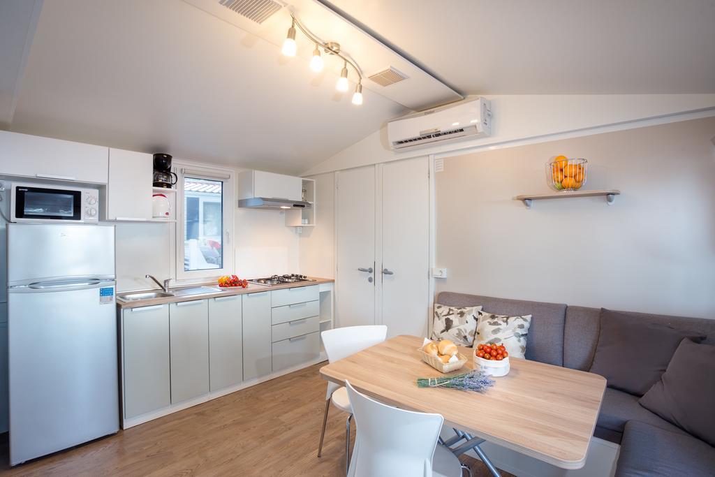 Valamar Camping Jezevac 克尔克 外观 照片